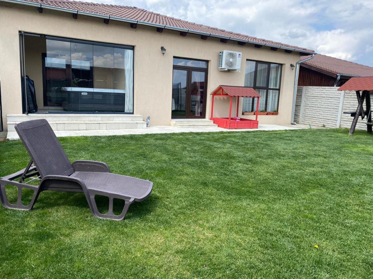 הוילה Sîntandrei Sia & Sophie 'S House מראה חיצוני תמונה