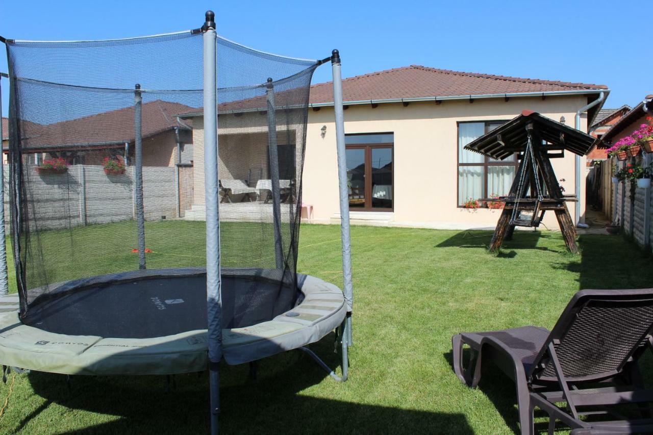 הוילה Sîntandrei Sia & Sophie 'S House מראה חיצוני תמונה